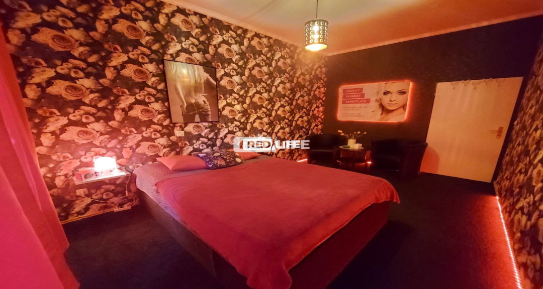 Ekskluzywny apartament, wysokie zarobki, praca