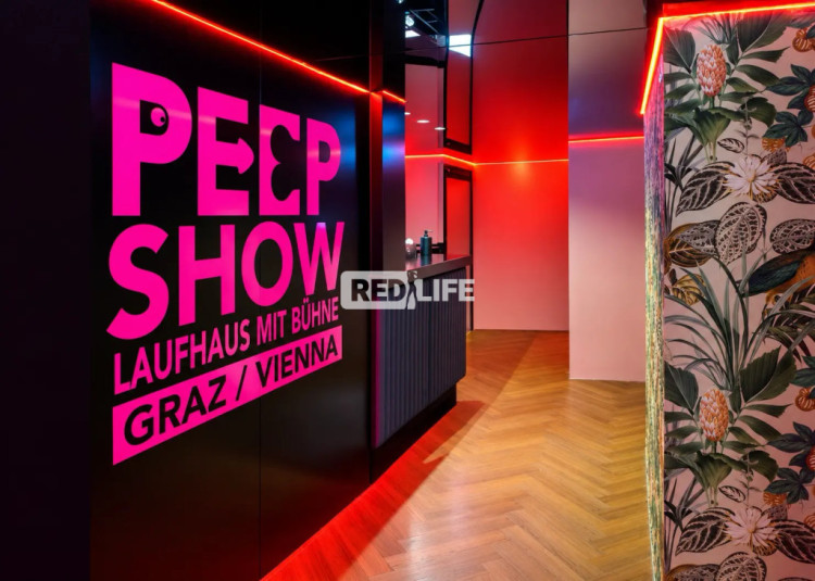 laufhaus nightclub peepshow Peepshow Wien
