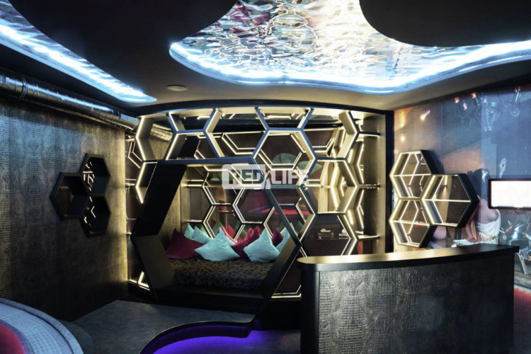 eskorta Maximus Nightclub praca erotyczna